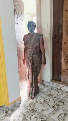 House Wife Fucks The Gas Cylinder Delivery Boy