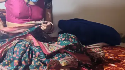 Indian 18 Years Old Desi Virgin Girl Having Hardcore Fucking Experience On Honeymoon With Her Husband