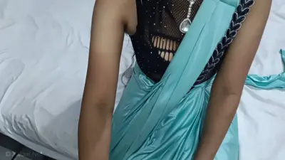 Indian Desi Bhabhi Vamika Has Amazing Pusssy