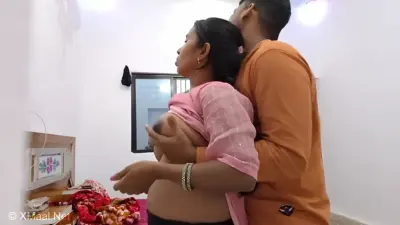 She Is His Mami And The Boy Is Leaving His Mami Beautiful Boobs Sucking Bhabhi Younger Boy Hot Bhabhi Sex Xxx Video