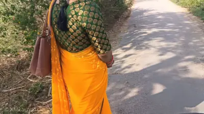 Tanya Bhabhi Was Left By A Stranger On The Way