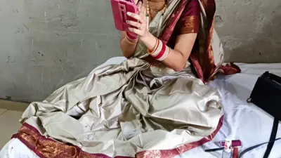 Viral Tamil Bhabhi Was Fucked By Her Husband When She Was Ready To Going Outside